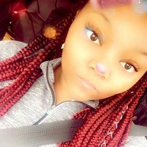 Meet your Posher, Niknikia